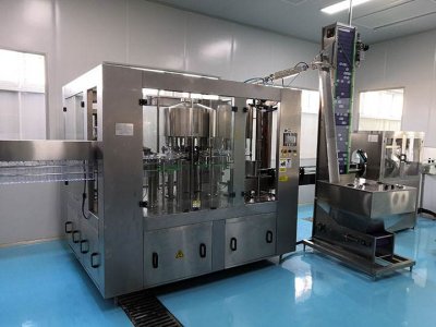 小型自动灌装机在食品中的应用优势